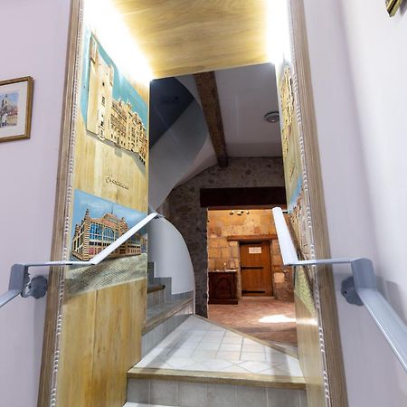Petit Studio Presbytere Dans L'Eglise 纳博讷 外观 照片
