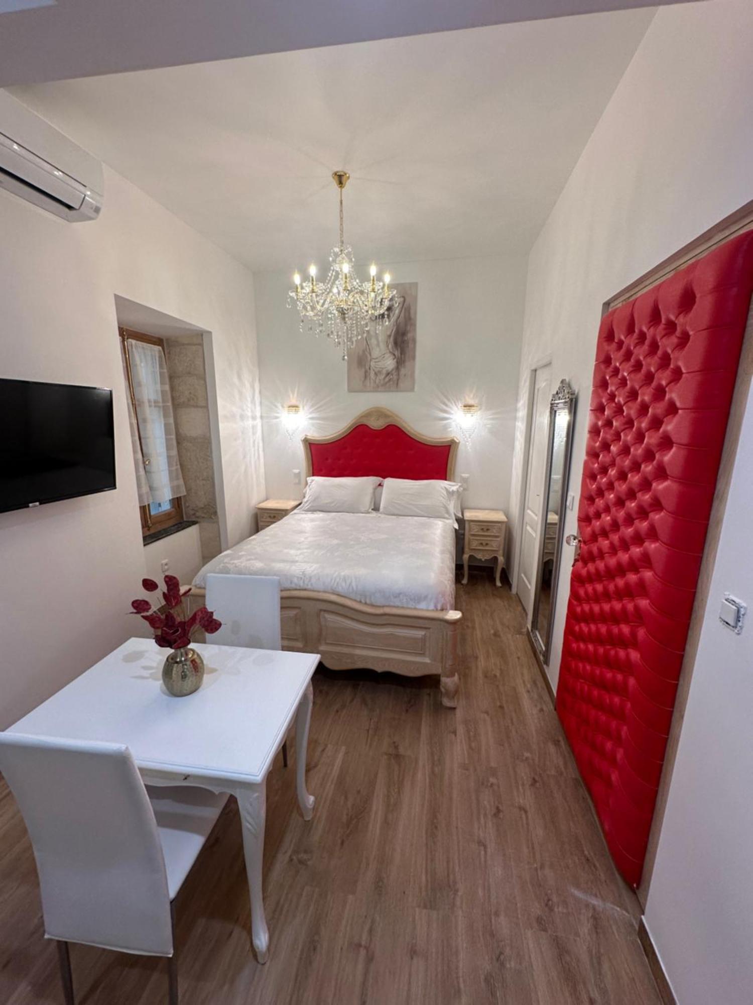 Petit Studio Presbytere Dans L'Eglise 纳博讷 外观 照片