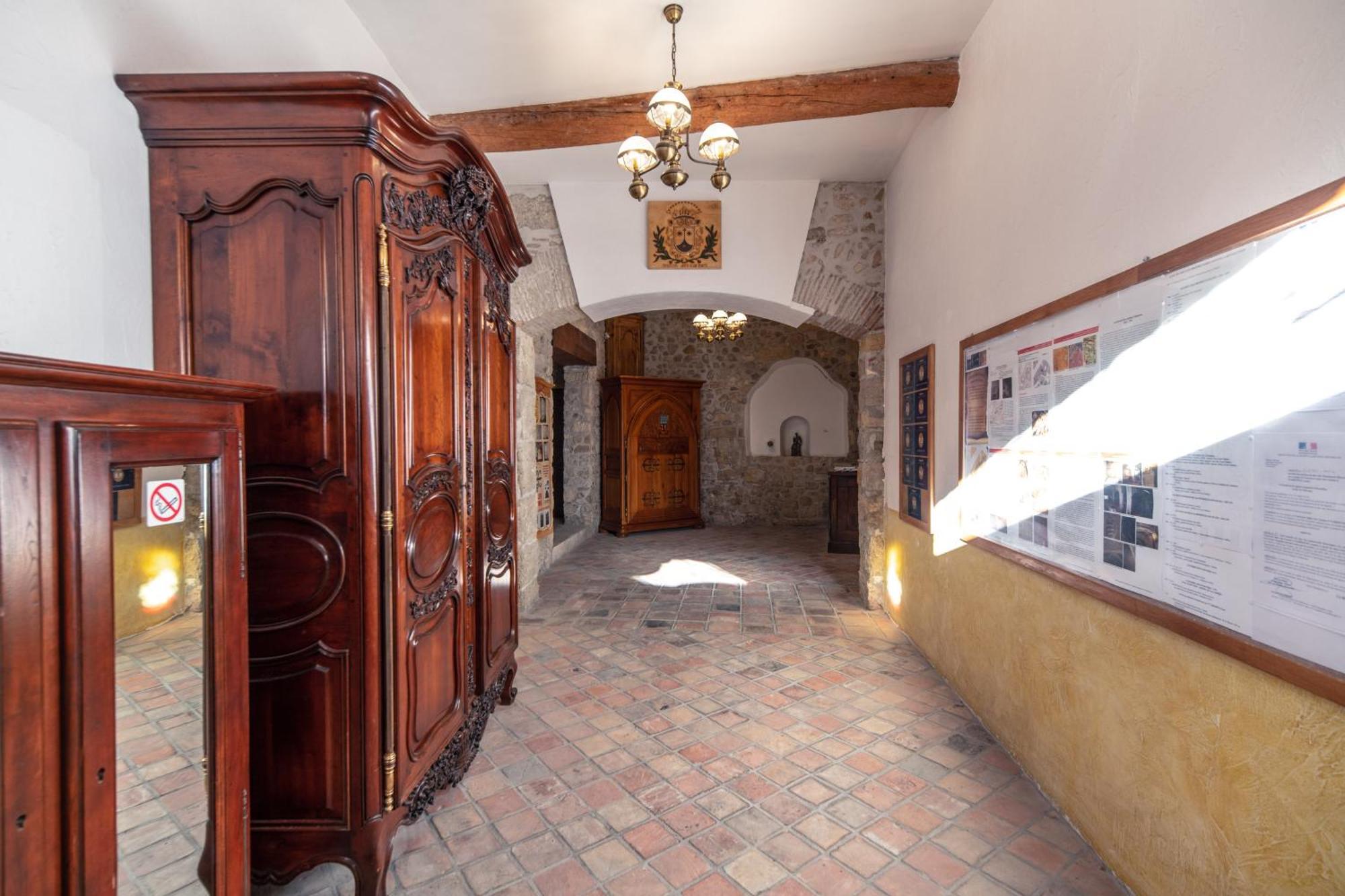 Petit Studio Presbytere Dans L'Eglise 纳博讷 外观 照片